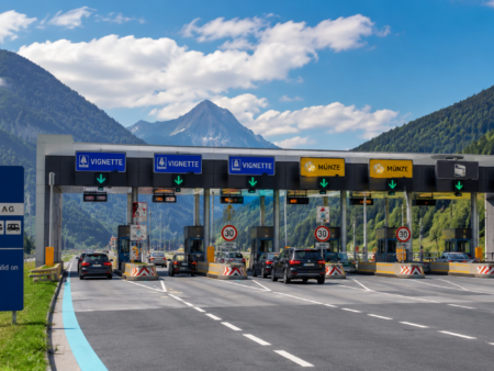Maut in Österreich: Vignette, Strecken, Kosten und alles was Reisende wissen müssen
