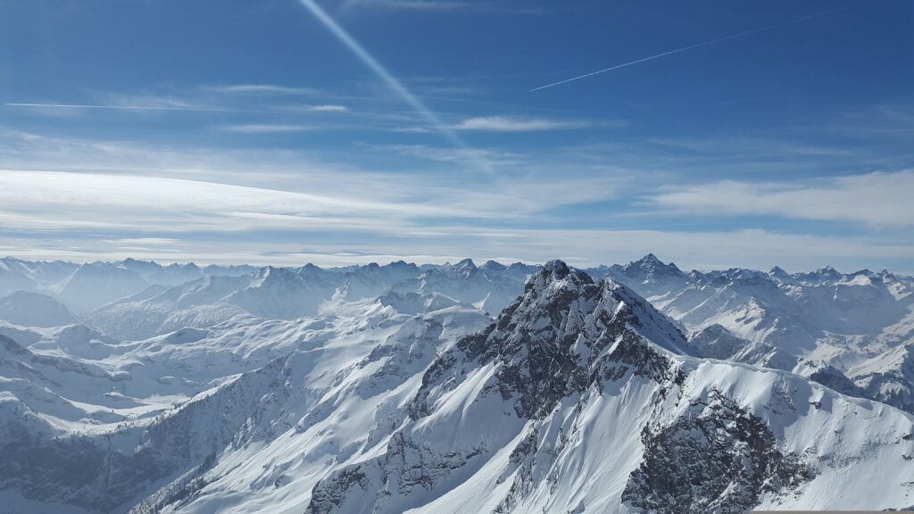 Ausflugsziele Vorarlberg: Die schönsten Orte für Natur, Familien, Kultur und Abenteuer 3 simon rough horn 2146181