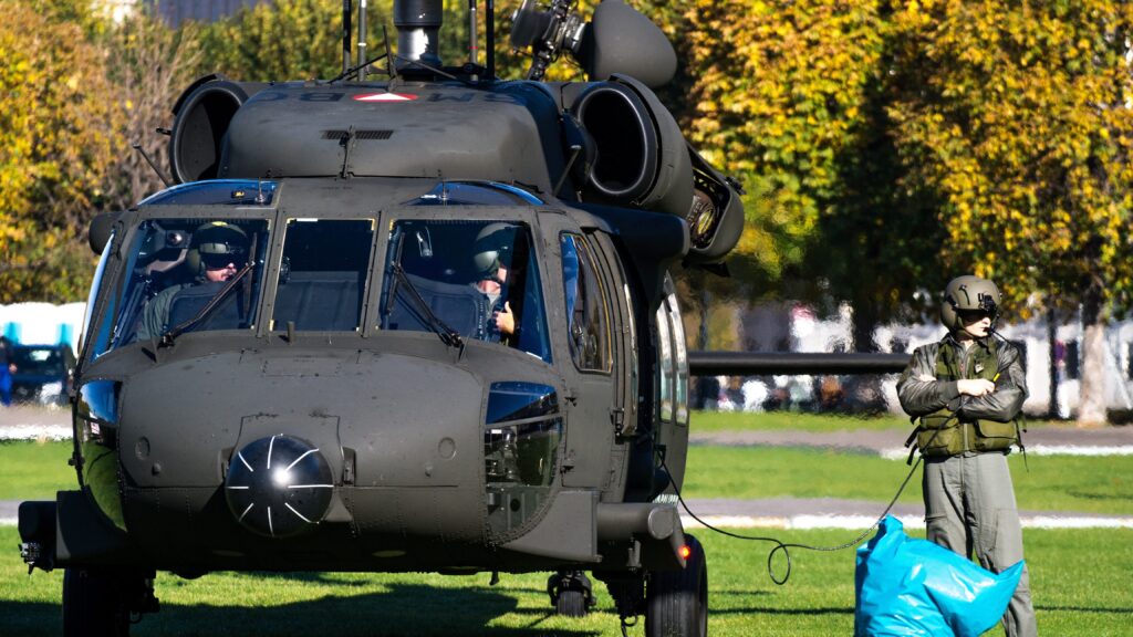 495756 helicopter 601673 edited