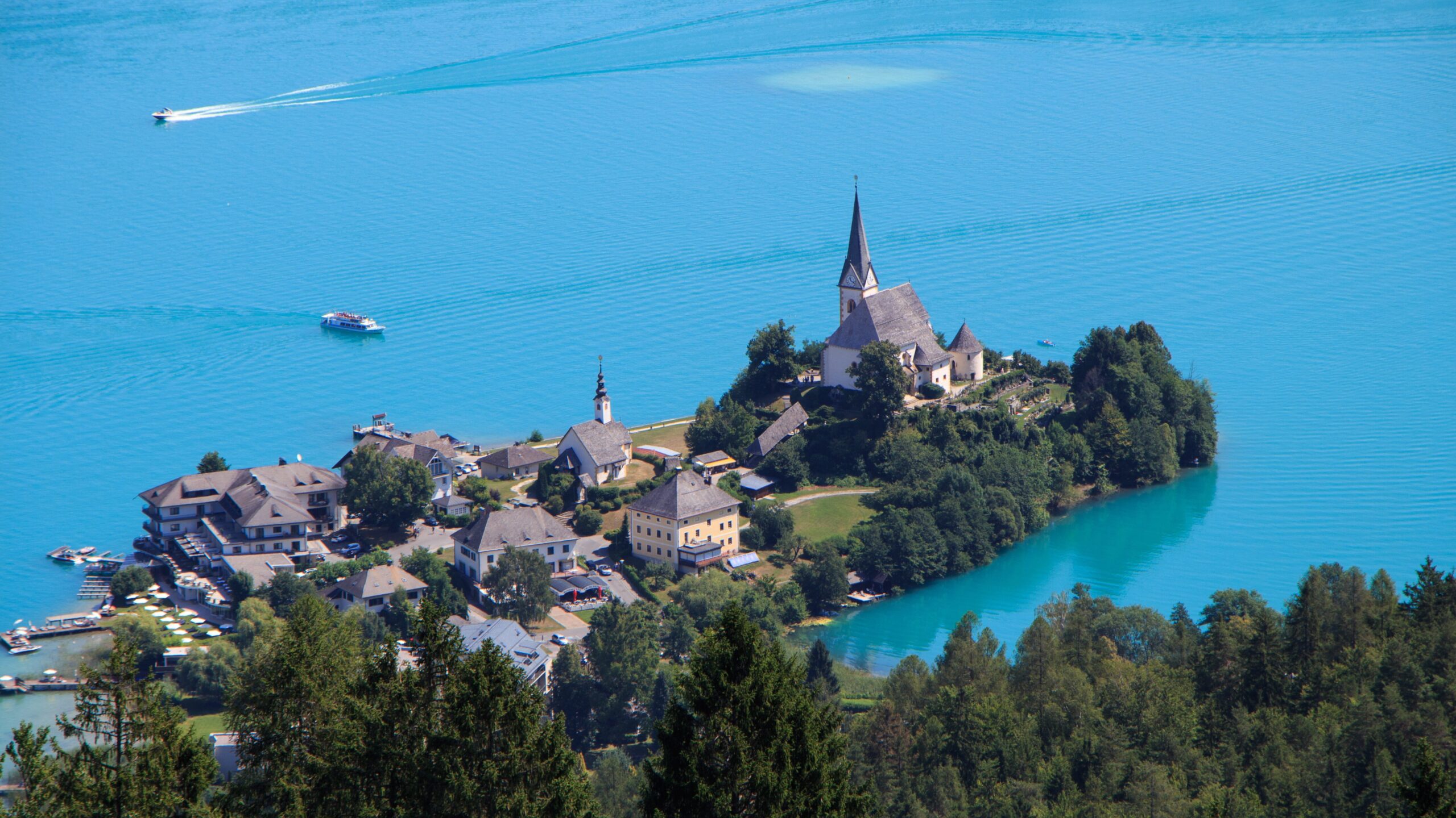 Wörthersee Österreich: Urlaub, Sehenswürdigkeiten und die schönsten Ausflugsziele 3 zwi1975 water 5154667 edited scaled