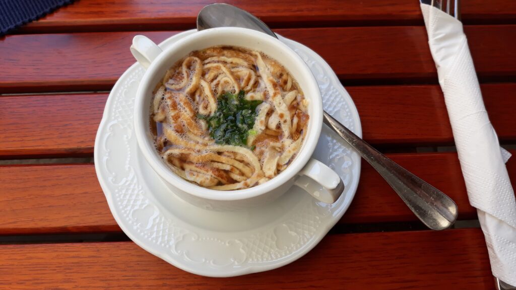 Typische österreichische Wintergerichte: Rezepte und Traditionen 2 österreischische Wintergerichte